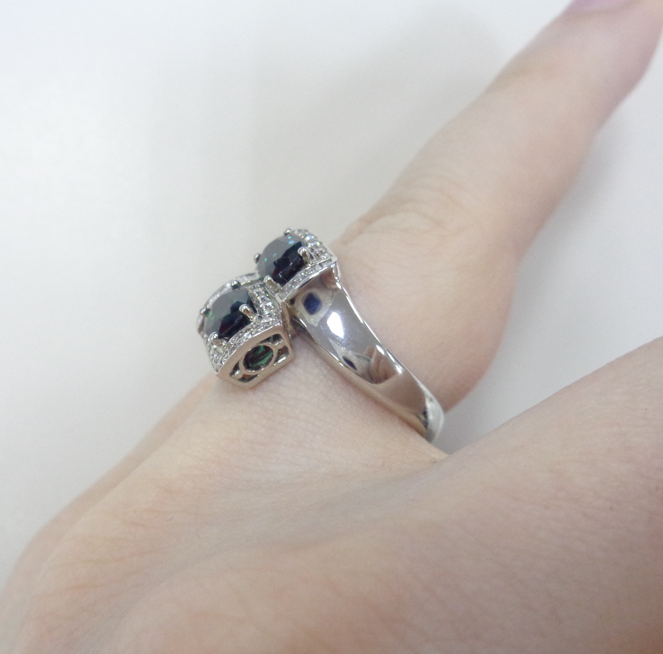 Кольцо из белого золота с турмалинами